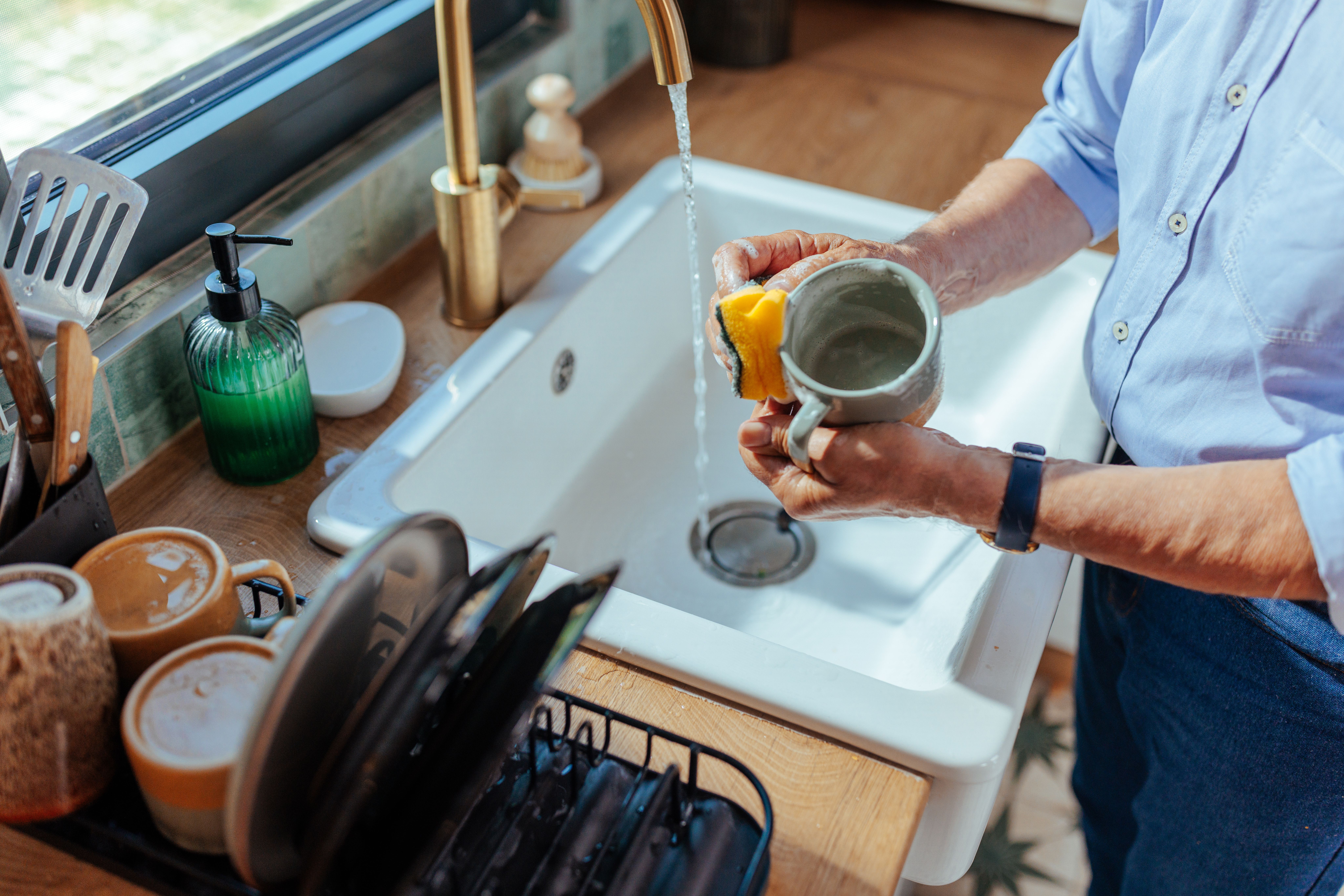 Tips for Washing Dishes After a Big Party: Fast, Easy, and Stress-Free Cleanup